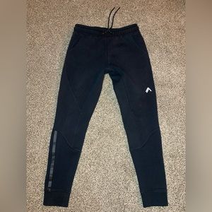 Men’s alphalete joggers